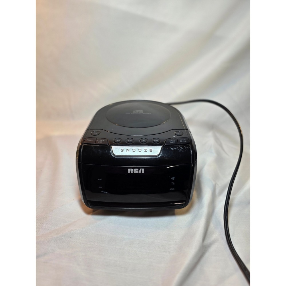 RCA RP5605-A CD Clock Radio AM FM Digital Alarm Black Top Loading Player